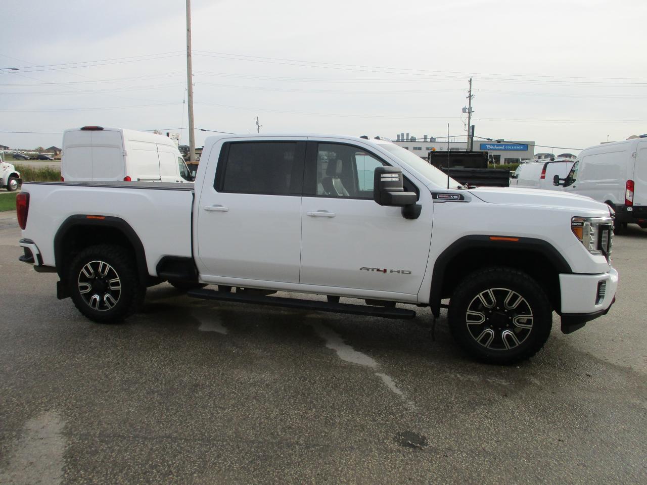 2020 GMC Sierra 2500 AT4 - Photo #4