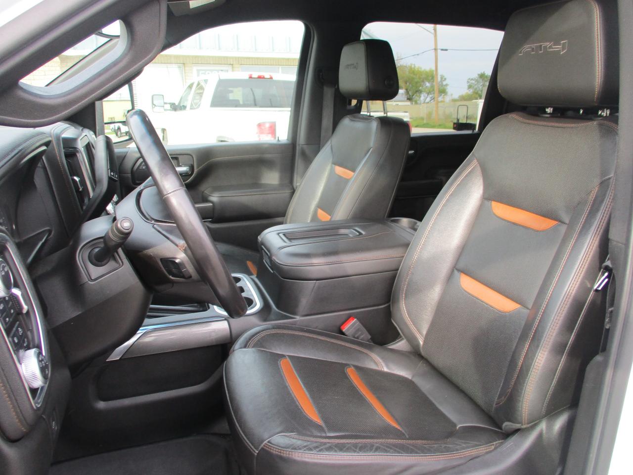 2020 GMC Sierra 2500 AT4 - Photo #9