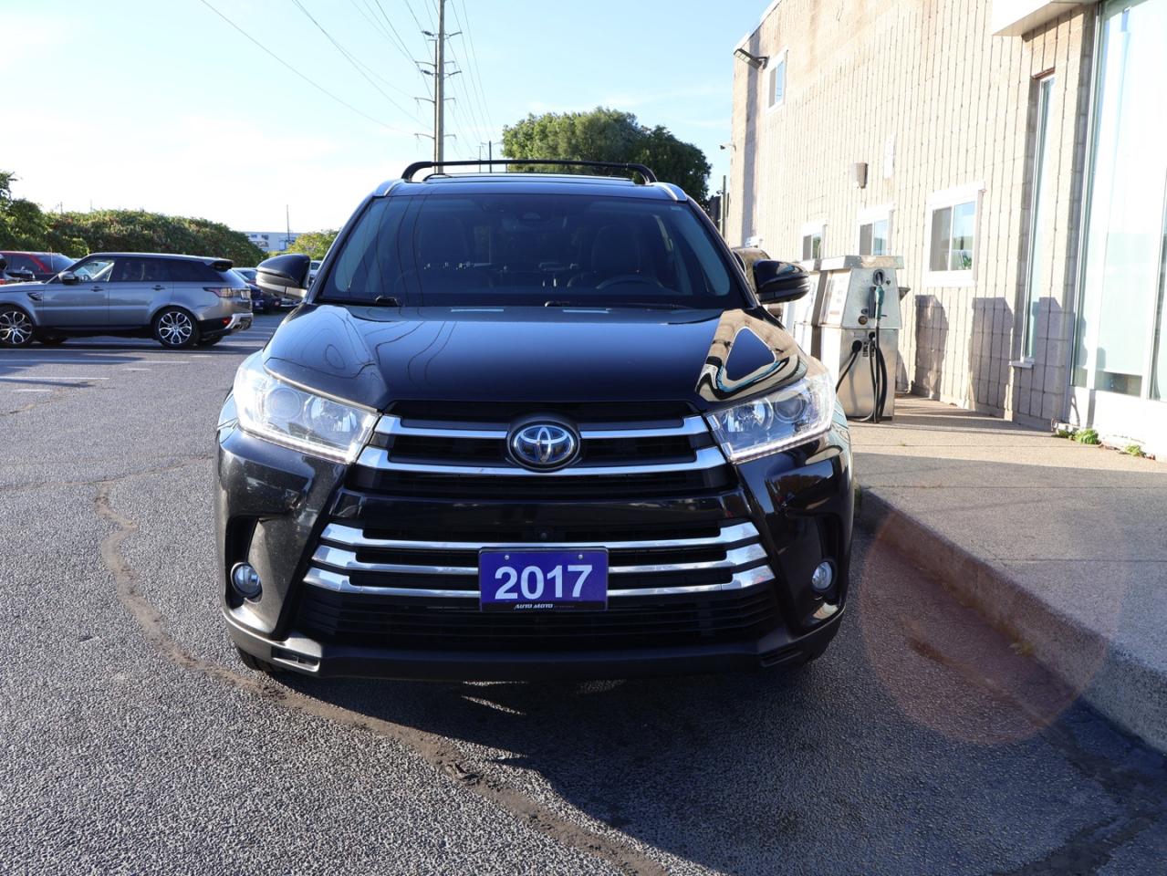 2017 Toyota Highlander HYBRID LIMITED AWD CERTIFIED CAMERA NAV BLUETOOTH LEATHER HEATED SEATS PANO ROOF CRUISE ALLOYS - Photo #2