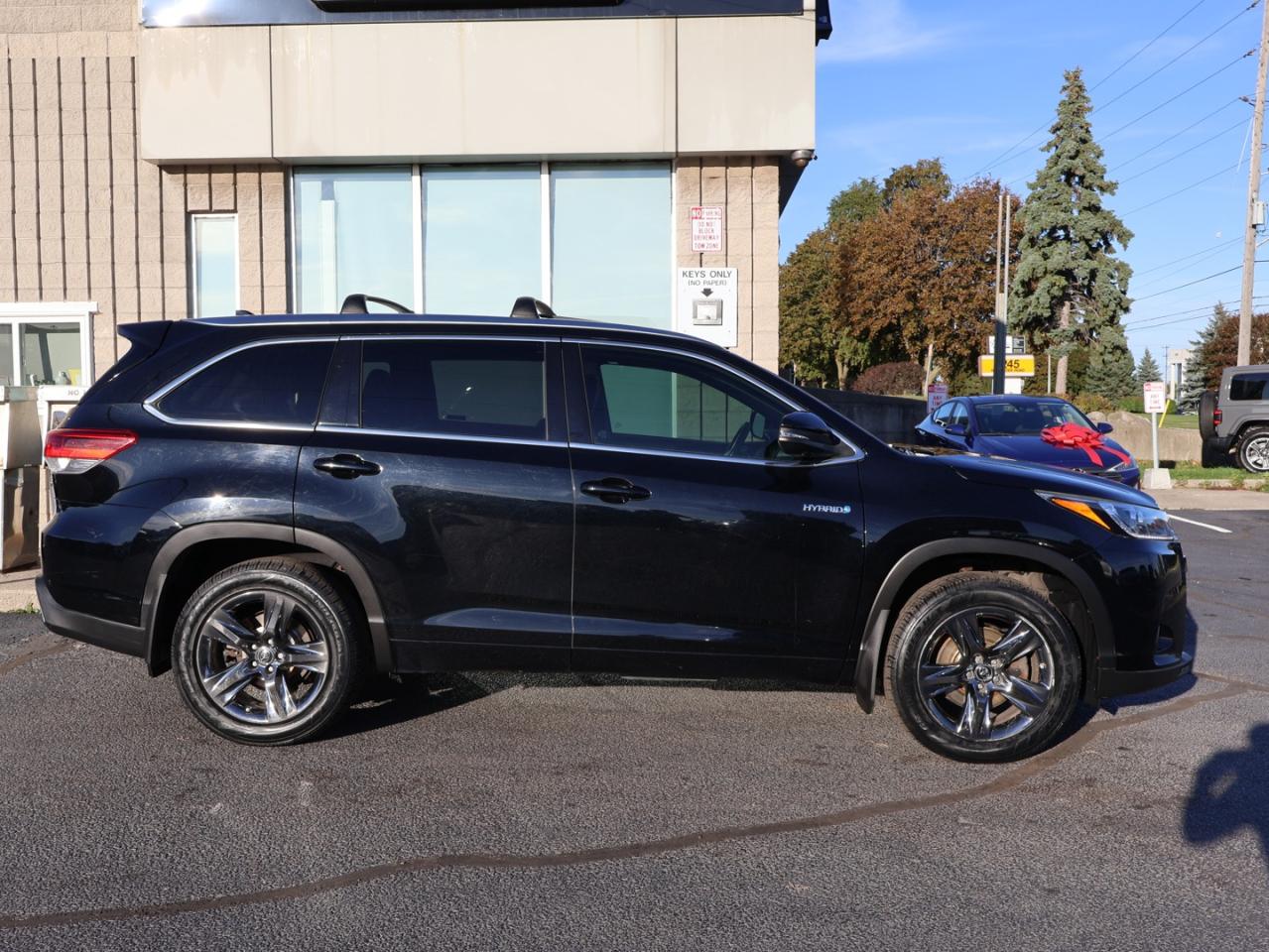 2017 Toyota Highlander HYBRID LIMITED AWD CERTIFIED CAMERA NAV BLUETOOTH LEATHER HEATED SEATS PANO ROOF CRUISE ALLOYS - Photo #7