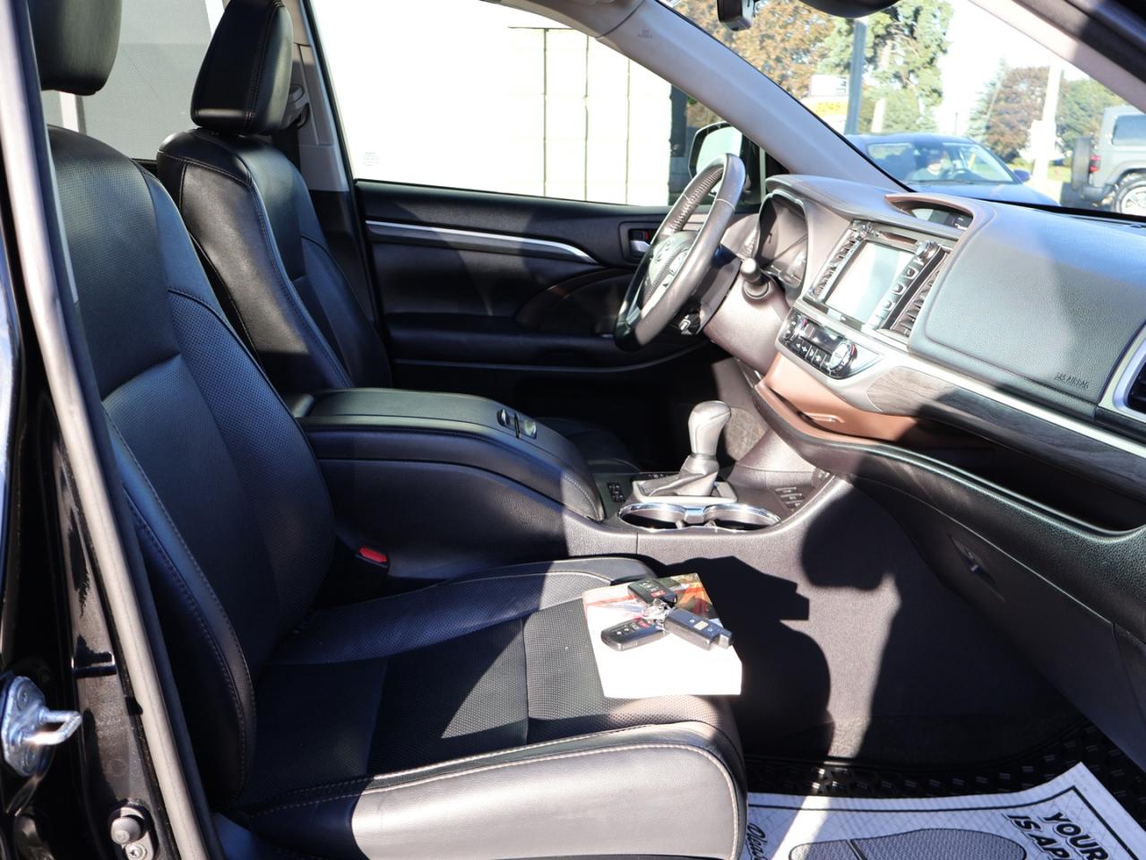 2017 Toyota Highlander HYBRID LIMITED AWD CERTIFIED CAMERA NAV BLUETOOTH LEATHER HEATED SEATS PANO ROOF CRUISE ALLOYS - Photo #21