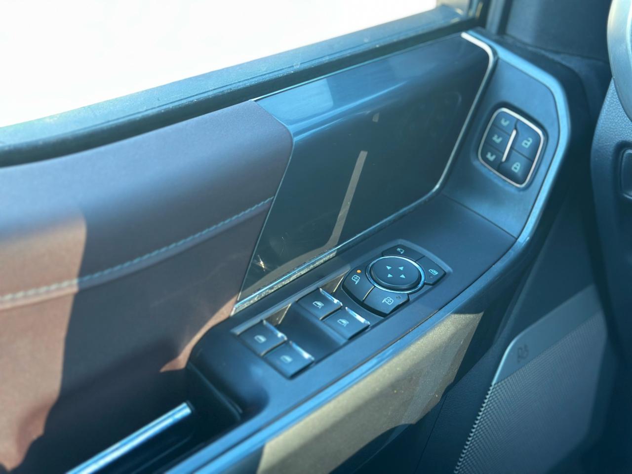 2022 Ford F-150 LARIAT 4X4 SUPERCREW W/ 1 OWNER Photo5