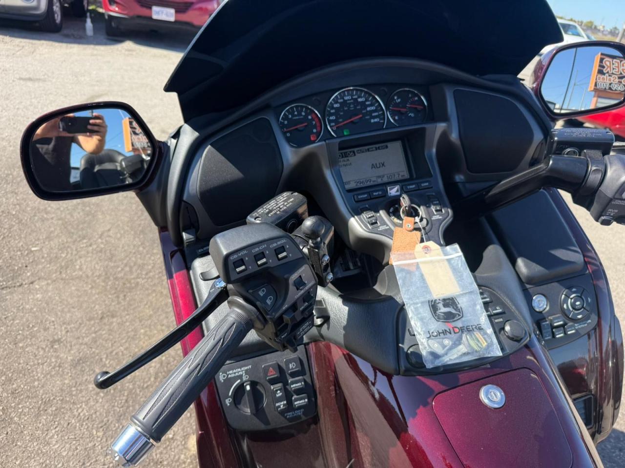 2007 Honda Gold Wing LOW KMS, MINT CONDITION, 1 OWNER, NO ACCIDENT - Photo #15