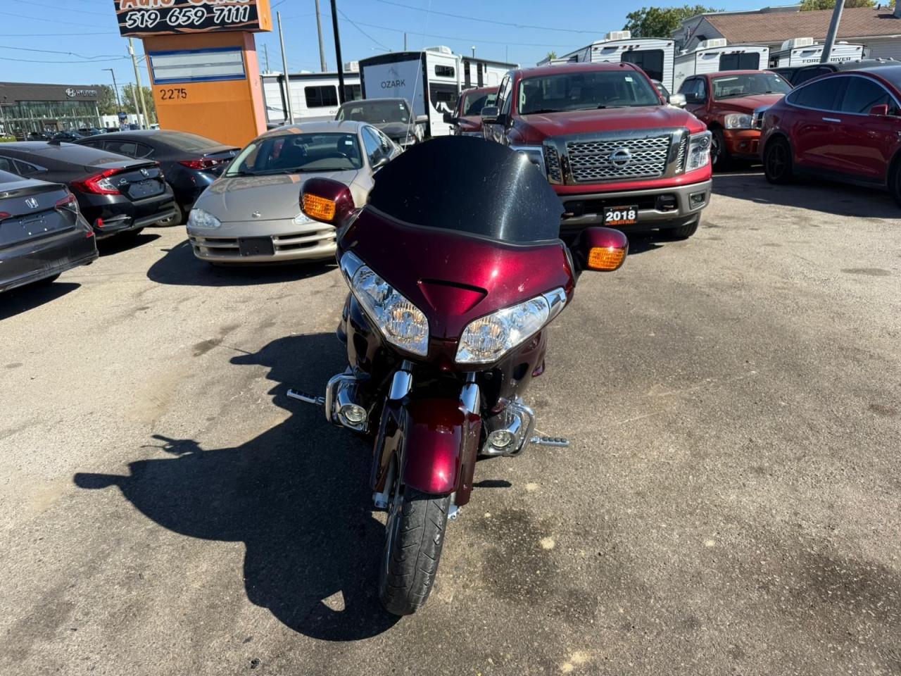 2007 Honda Gold Wing LOW KMS, MINT CONDITION, 1 OWNER, NO ACCIDENT - Photo #8