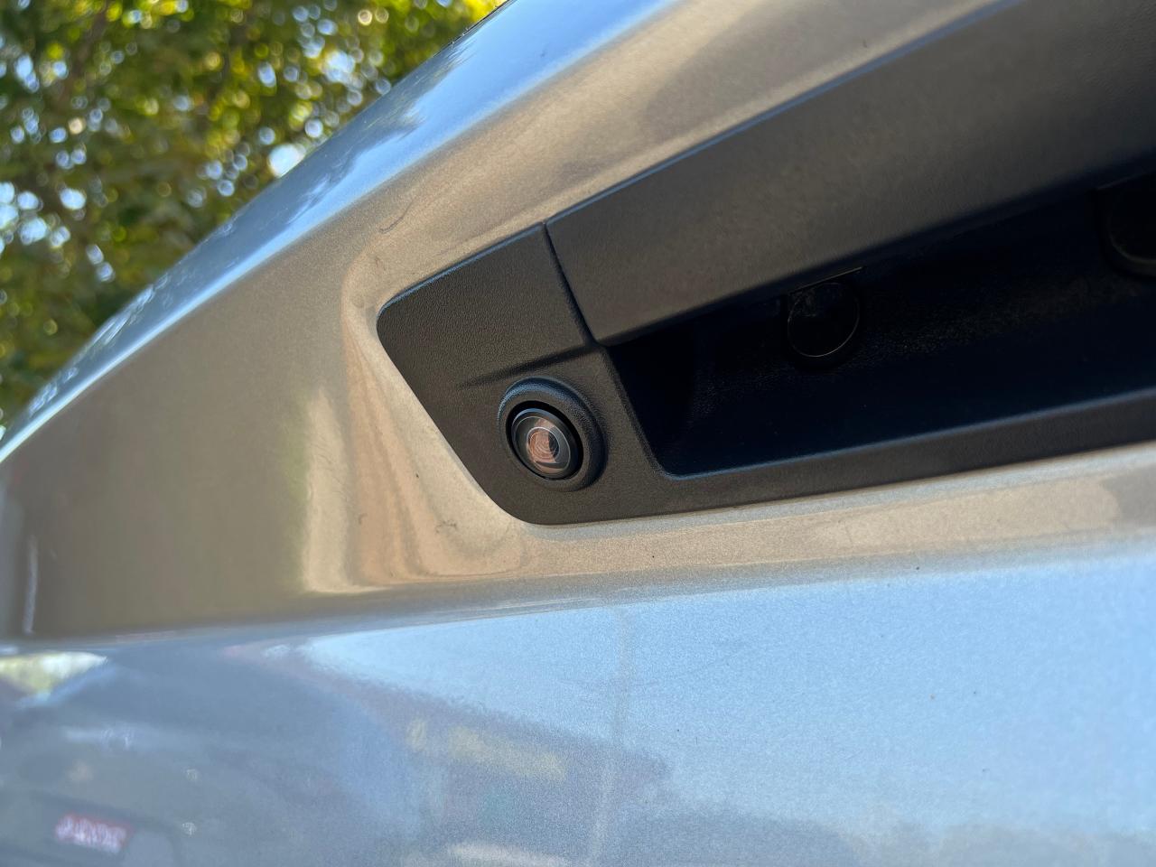 2023 RAM 1500 Classic SLT Low KM Backup Cam AWD FACTORY WARRANTY VALID - Photo #11