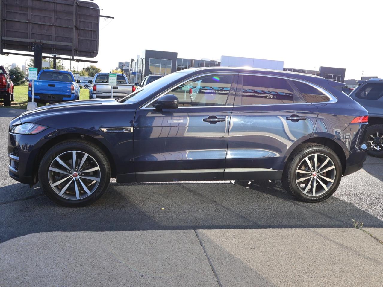 2019 Jaguar F-PACE 20d PRESTIGE AWD CERTIFIED *JAGUAR MAINTAIN* CAMERA NAV BLUETOOTH LEATHER HEATED SEATS CRUISE ALLOYS Photo3