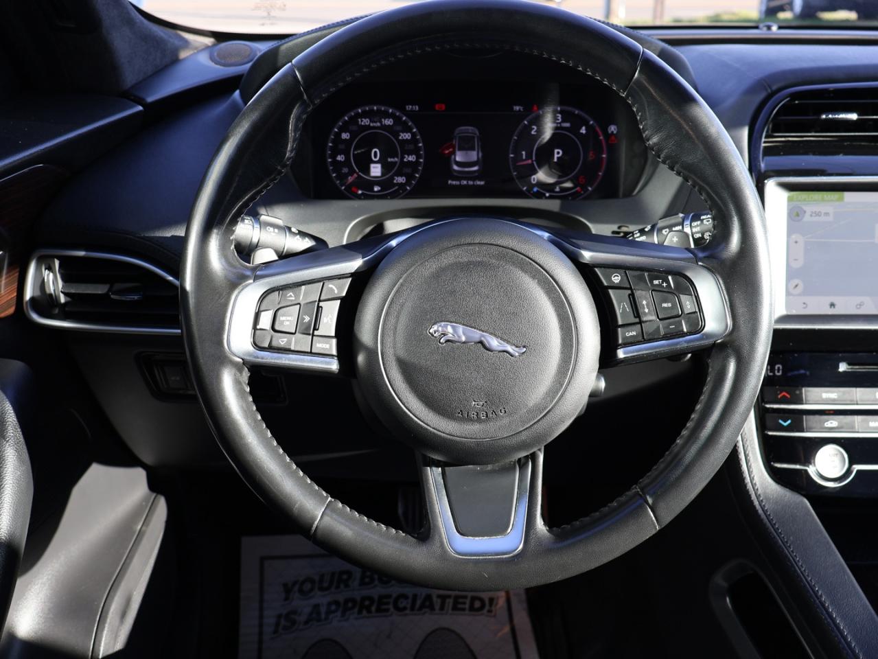 2019 Jaguar F-PACE 20d PRESTIGE AWD CERTIFIED *JAGUAR MAINTAIN* CAMERA NAV BLUETOOTH LEATHER HEATED SEATS CRUISE ALLOYS - Photo #11