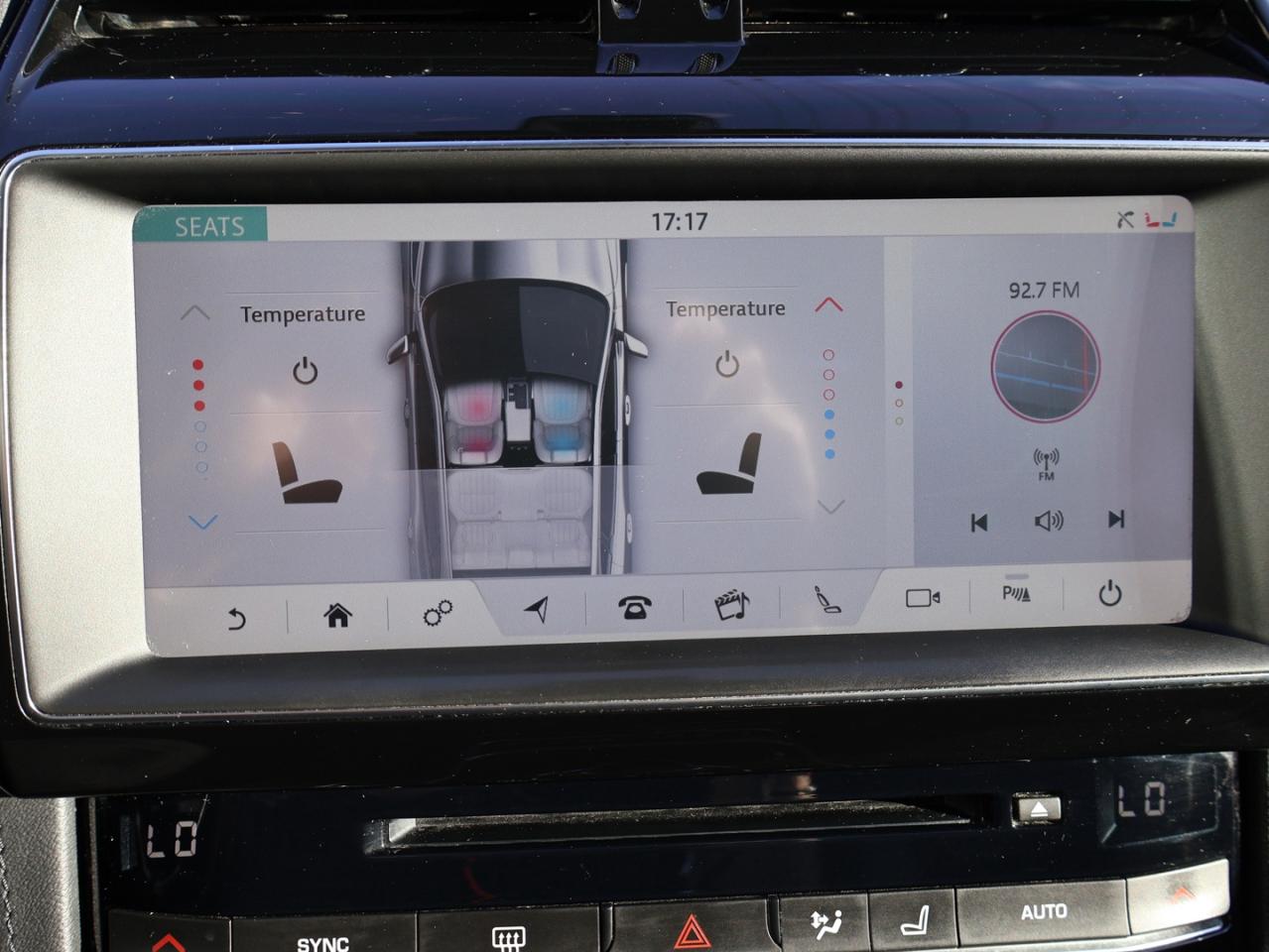 2019 Jaguar F-PACE 20d PRESTIGE AWD CERTIFIED *JAGUAR MAINTAIN* CAMERA NAV BLUETOOTH LEATHER HEATED SEATS CRUISE ALLOYS - Photo #24