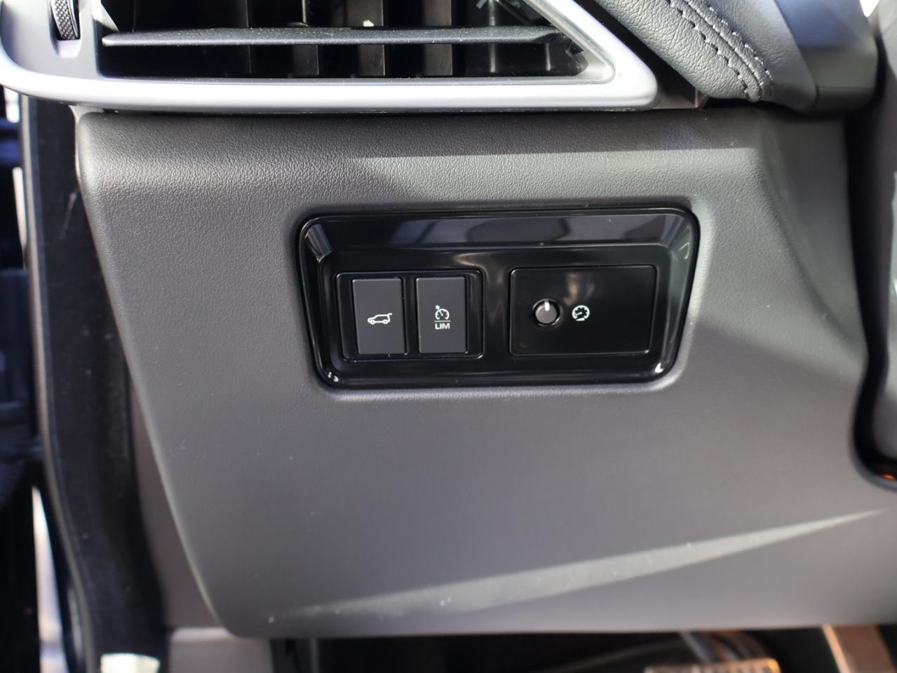 2019 Jaguar F-PACE 20d PRESTIGE AWD CERTIFIED *JAGUAR MAINTAIN* CAMERA NAV BLUETOOTH LEATHER HEATED SEATS CRUISE ALLOYS - Photo #38