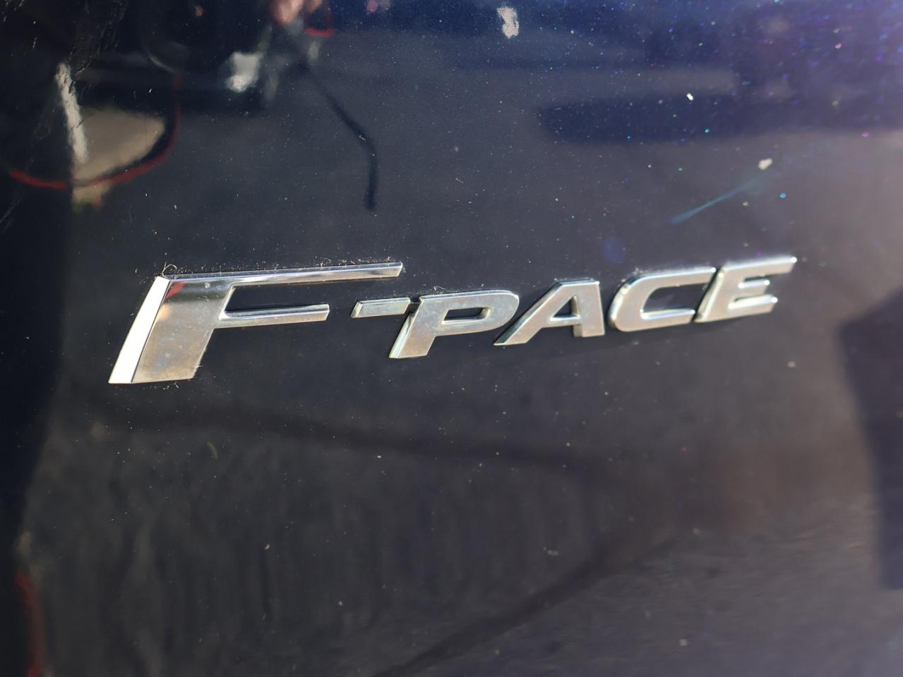 2019 Jaguar F-PACE 20d PRESTIGE AWD CERTIFIED *JAGUAR MAINTAIN* CAMERA NAV BLUETOOTH LEATHER HEATED SEATS CRUISE ALLOYS - Photo #46