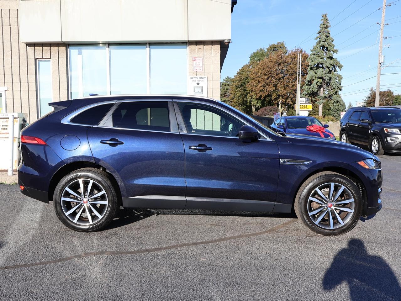 2019 Jaguar F-PACE 20d PRESTIGE AWD CERTIFIED *JAGUAR MAINTAIN* CAMERA NAV BLUETOOTH LEATHER HEATED SEATS CRUISE ALLOYS Photo