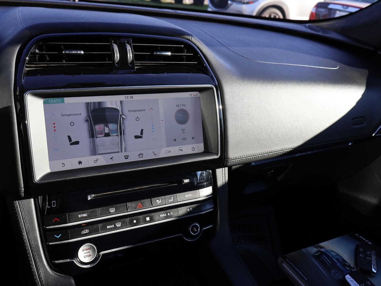 2019 Jaguar F-PACE 20d PRESTIGE AWD CERTIFIED *JAGUAR MAINTAIN* CAMERA NAV BLUETOOTH LEATHER HEATED SEATS CRUISE ALLOYS Photo