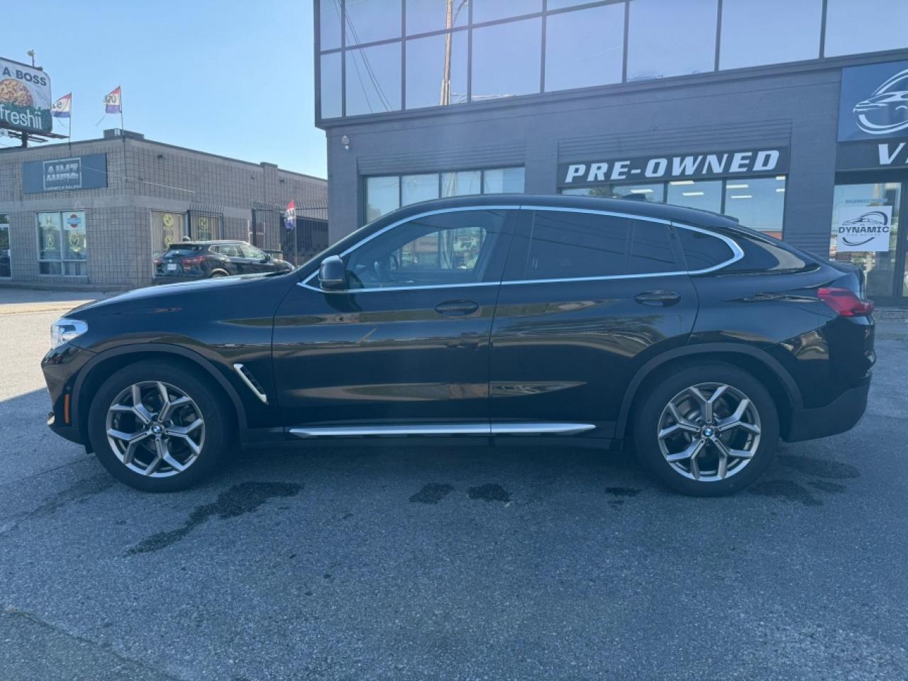 2021 BMW X4 XDRIVE30I/ PANO SUNROOF/ BLINDSPOT SIGNALS/ - Photo #9