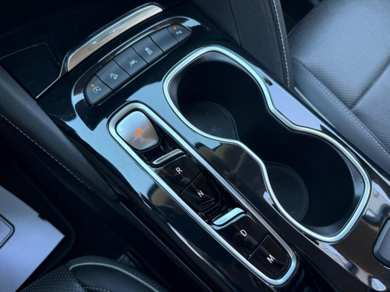 2021 Buick Envision ESSENCE/ LEATHER/ REAR CAMERA/ CARPLAY - Photo #19