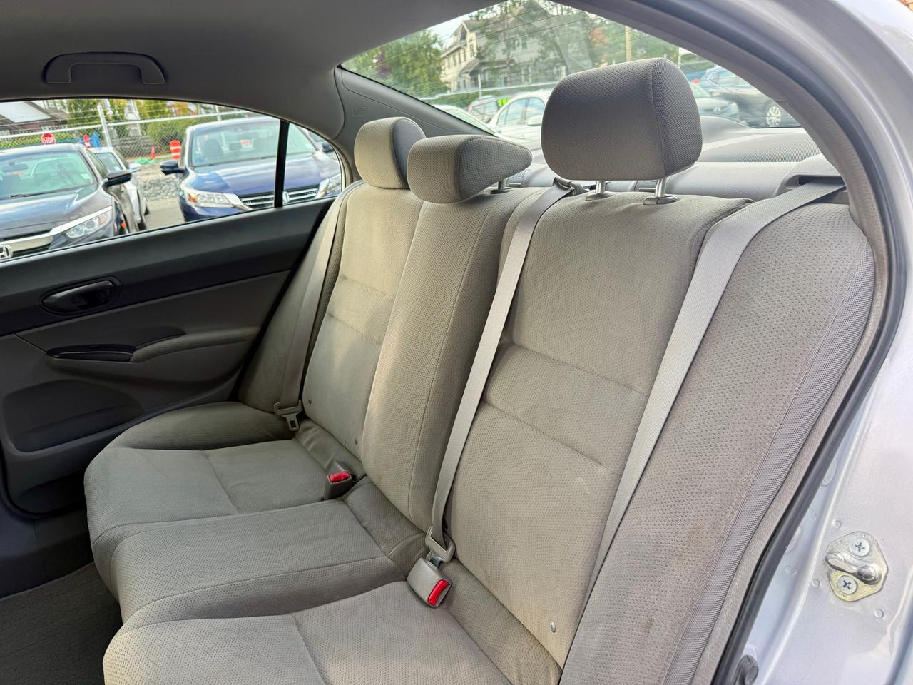 2010 Honda Civic FINANCING AVAILABLE Photo14