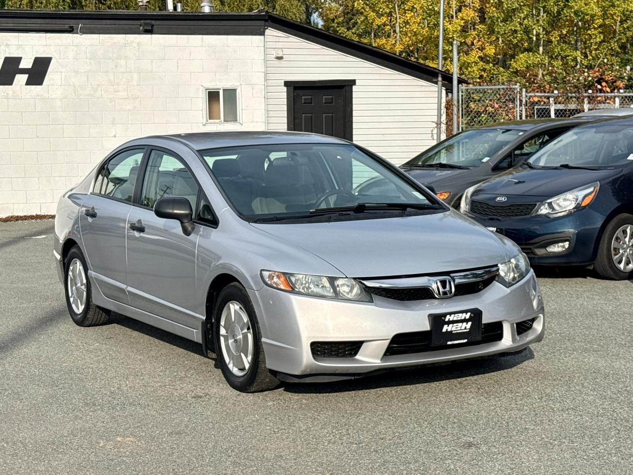 2010 Honda Civic FINANCING AVAILABLE Photo3