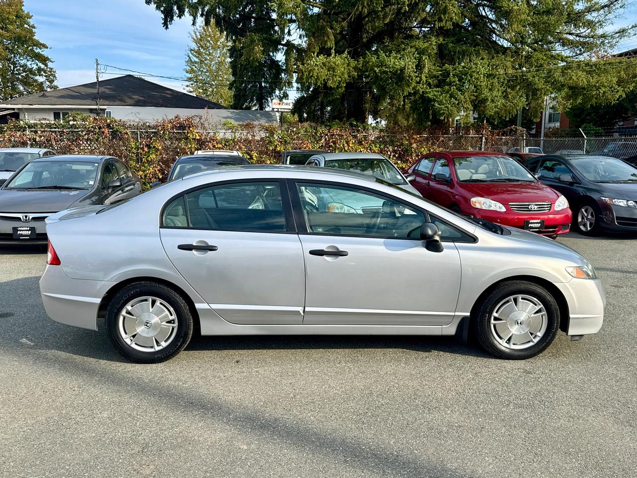 2010 Honda Civic FINANCING AVAILABLE Photo4