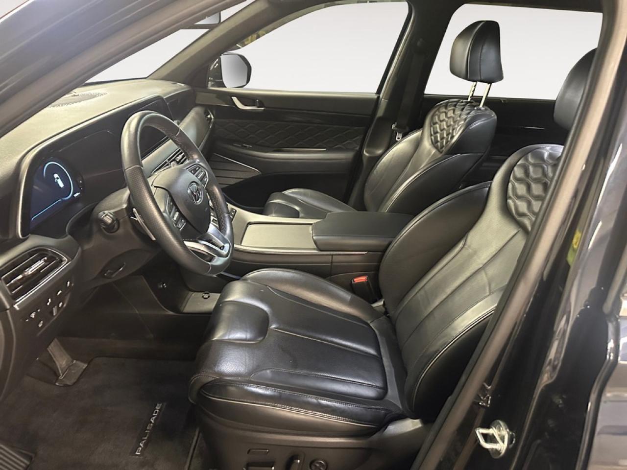 Used 2021 Hyundai PALISADE Ultimate Calligraphy 7-Passenger AWD for sale in Ottawa, ON