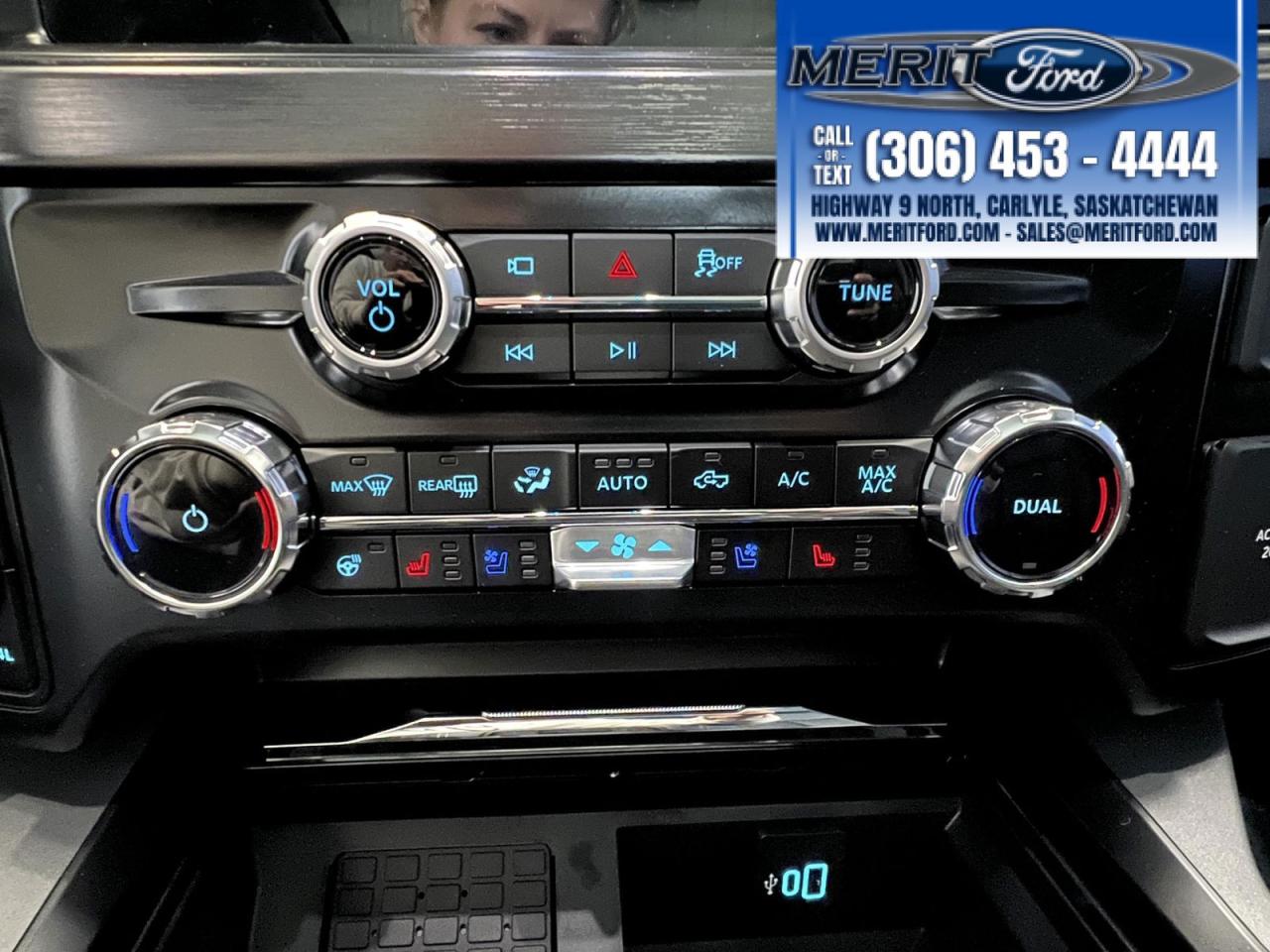 2026 Ford F-350 Super Duty SRW LARIAT High Output Power Stroke Diesel Photo3