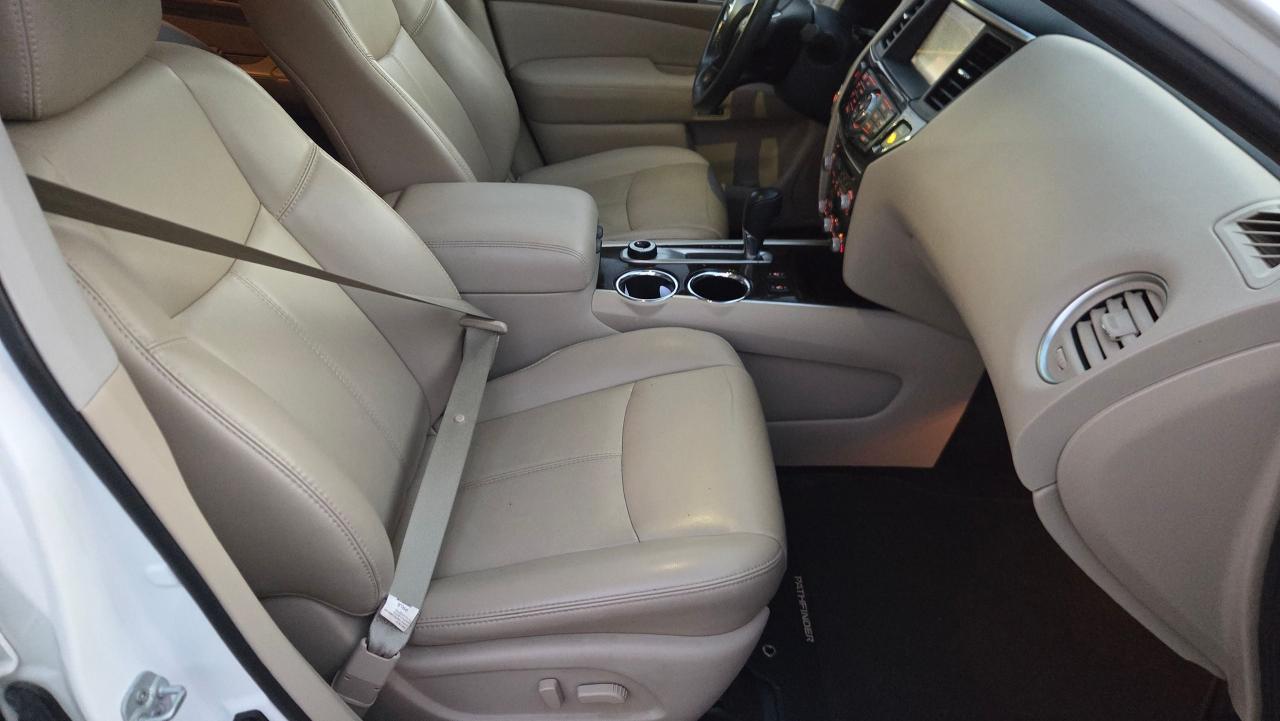 2016 Nissan Pathfinder SL PREMIUM - Photo #8