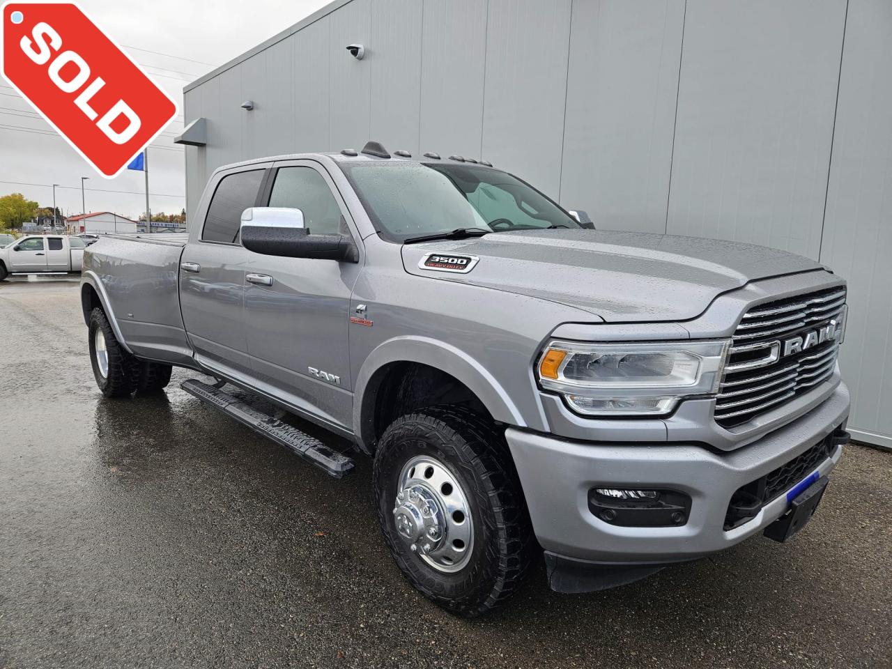 Used 2022 RAM 3500 Laramie One Owner | Leather | Navigation | Sport Package | Dually | 17