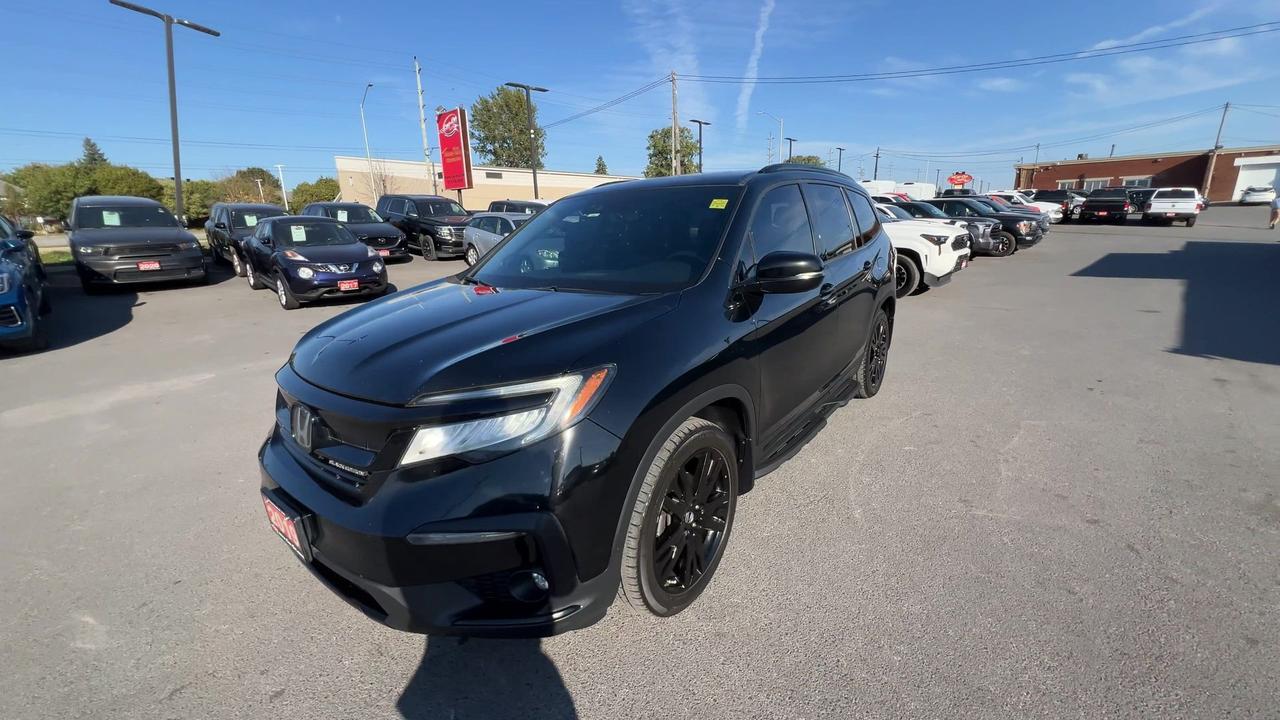 2019 Honda Pilot BLACK EDITION AWD|7-PASS |LEATHER |PANO ROOF | DVD Photo3