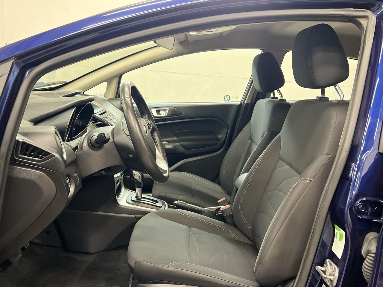2016 Ford Fiesta SE| CERTIFIED LOW KMS!| AUTO| BLUETOOTH| HTD SEATS Photo