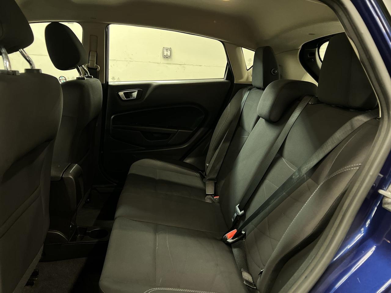 2016 Ford Fiesta SE| CERTIFIED LOW KMS!| AUTO| BLUETOOTH| HTD SEATS Photo