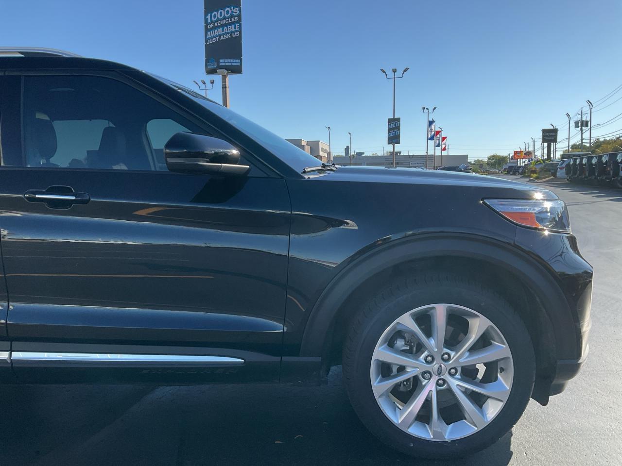 2022 Ford Explorer TECH PKG / B&O AUDIO / RMT START / TRAILER TOW Photo