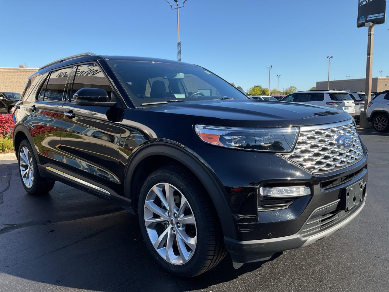 2022 Ford Explorer TECH PKG / B&O AUDIO / RMT START / TRAILER TOW Photo