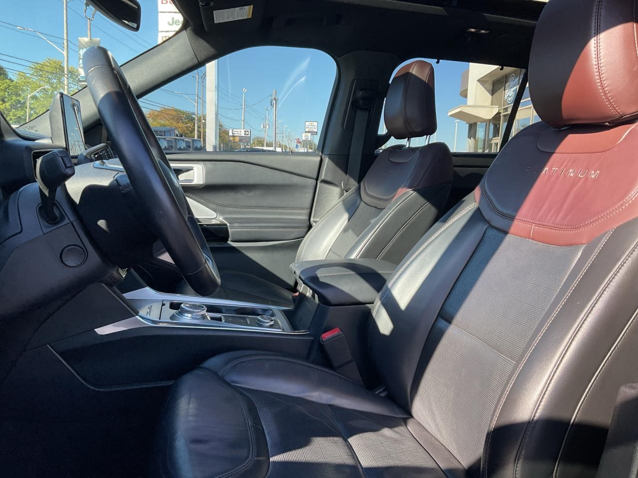 2022 Ford Explorer TECH PKG / B&O AUDIO / RMT START / TRAILER TOW Photo