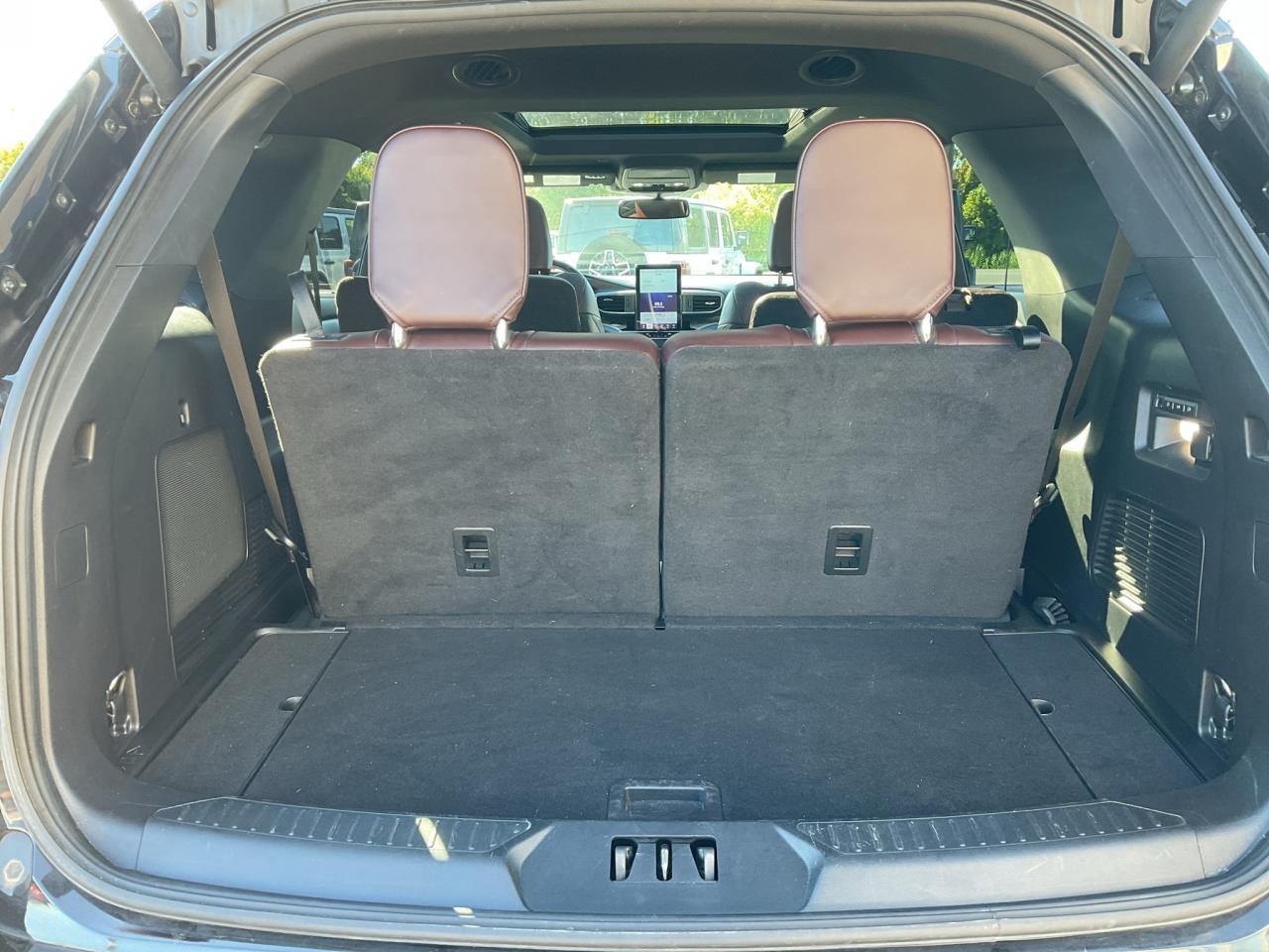 2022 Ford Explorer TECH PKG / B&O AUDIO / RMT START / TRAILER TOW Photo