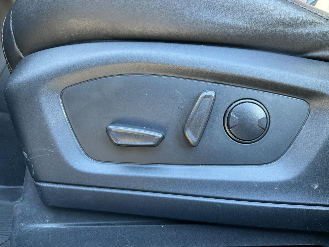 2022 Ford Explorer TECH PKG / B&O AUDIO / RMT START / TRAILER TOW Photo