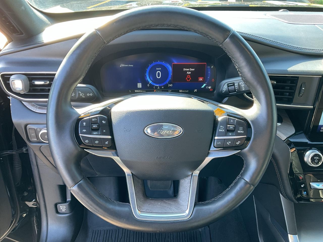 2022 Ford Explorer TECH PKG / B&O AUDIO / RMT START / TRAILER TOW Photo