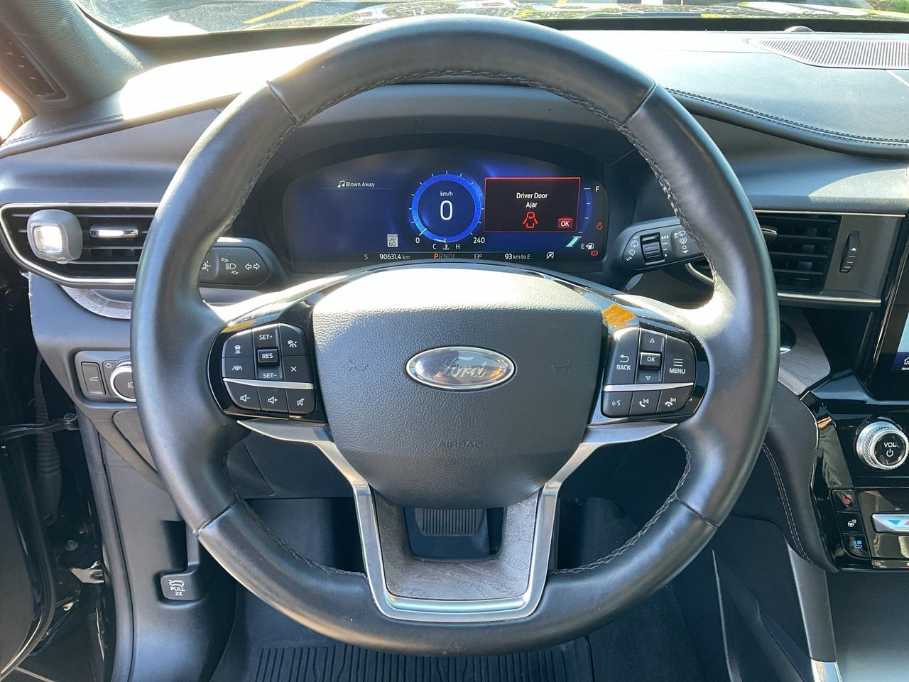 2022 Ford Explorer TECH PKG / B&O AUDIO / REMOTE START / TRAILER TOW Photo
