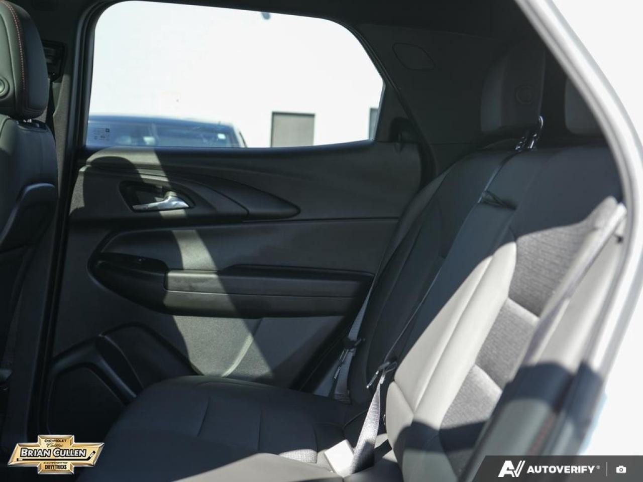 2023 Chevrolet TrailBlazer RS AWD 4dr RS Photo