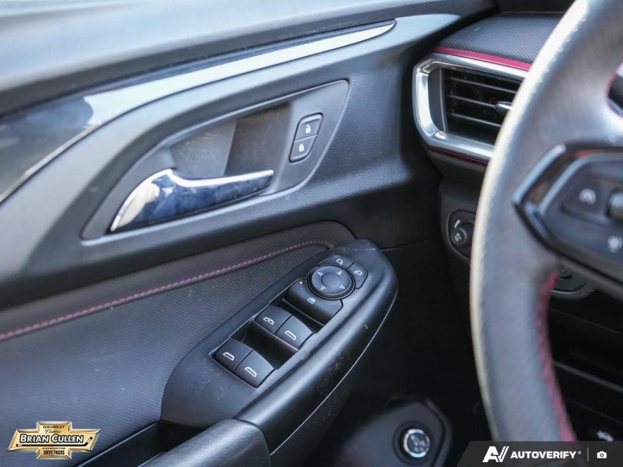 2023 Chevrolet TrailBlazer RS AWD 4dr RS Photo