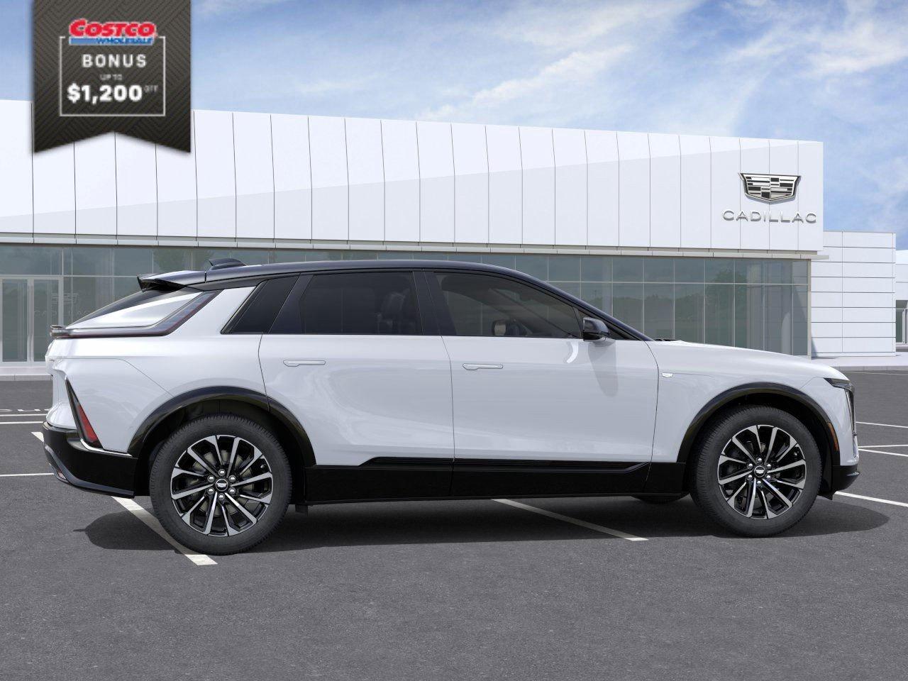 2026 Cadillac LYRIQ Sport 4dr Sport Photo4