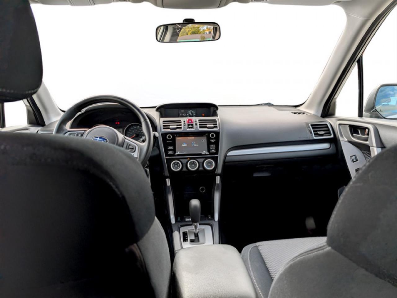 2018 Subaru Forester 2.5i Convenience  **VERY LOW KMS** Photo