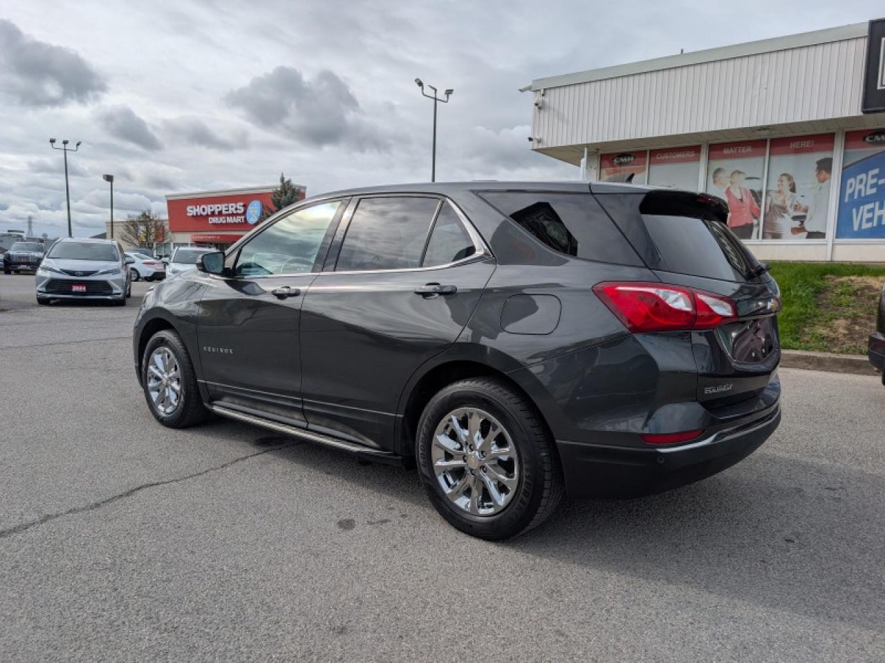 2019 Chevrolet Equinox LT w/1LT  **LOW KMS - 29 SERV. RECS.** Photo2