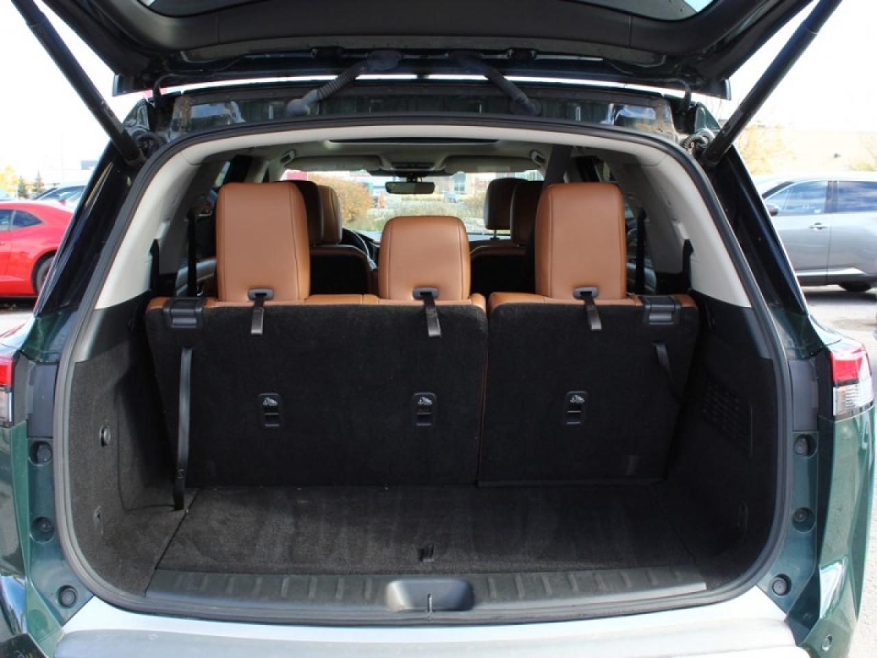 2023 Nissan Pathfinder Platinum  - Cooled Seats Photo