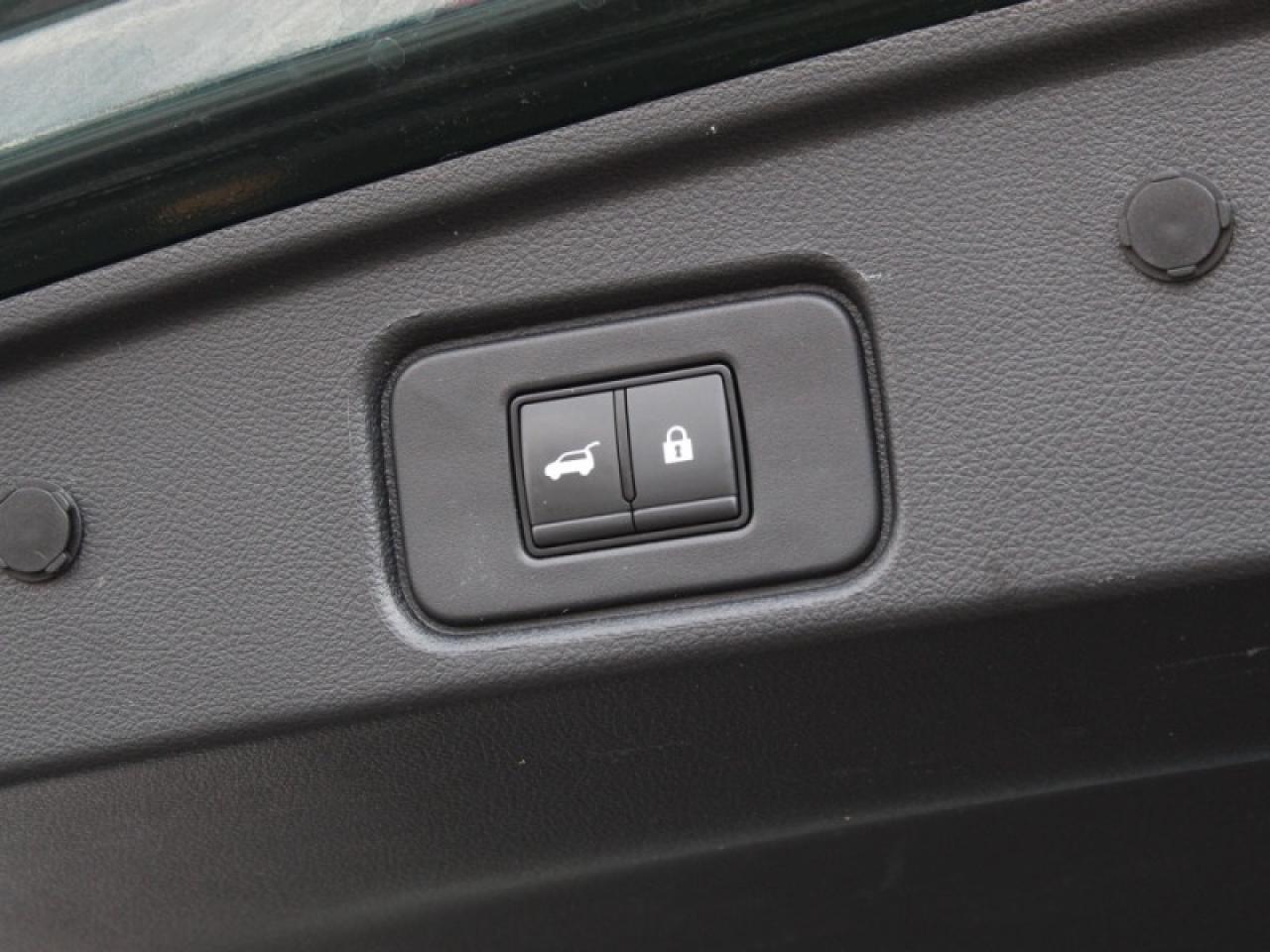 2023 Nissan Pathfinder Platinum  - Cooled Seats Photo