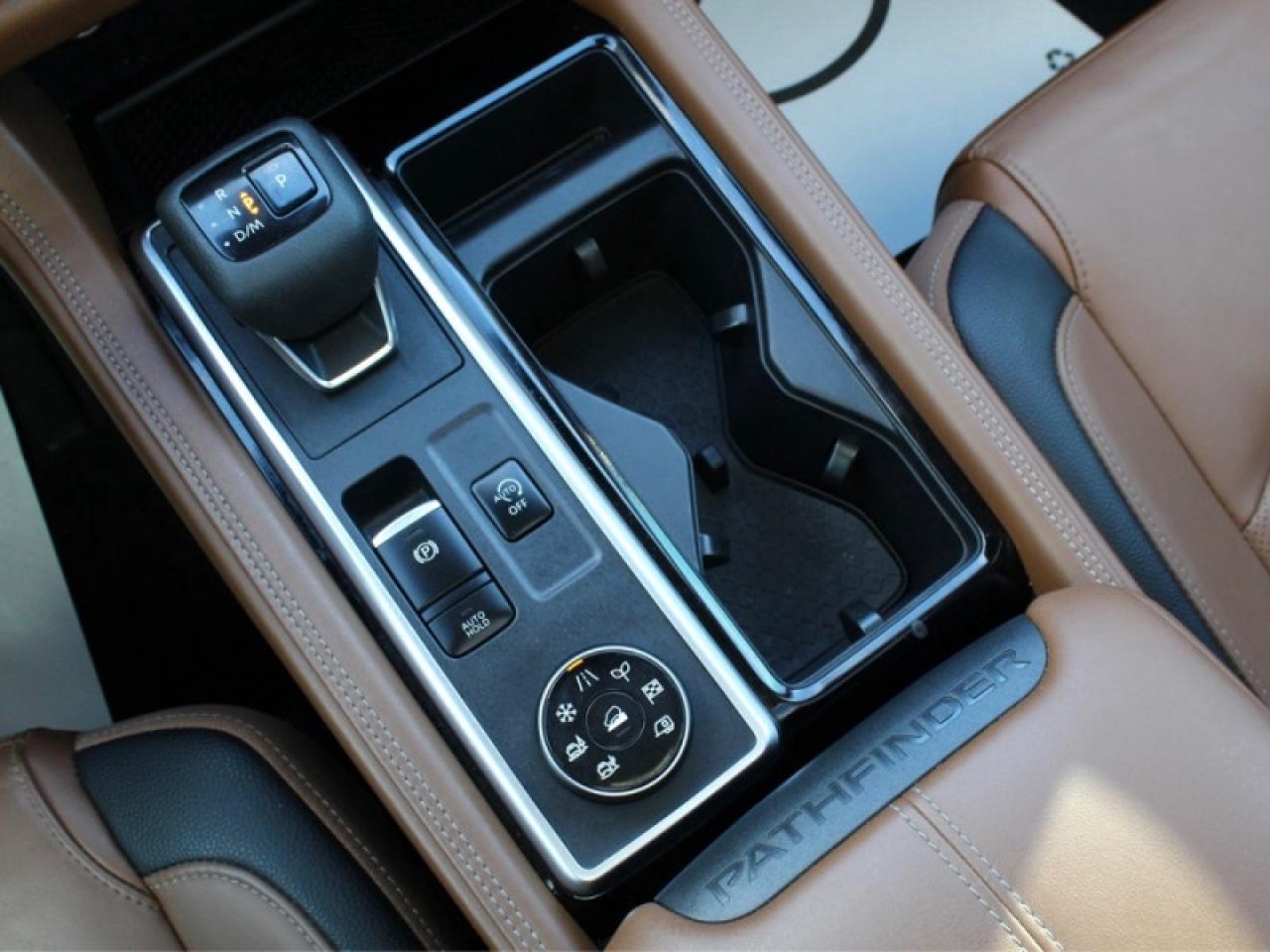 2023 Nissan Pathfinder Platinum  - Cooled Seats Photo