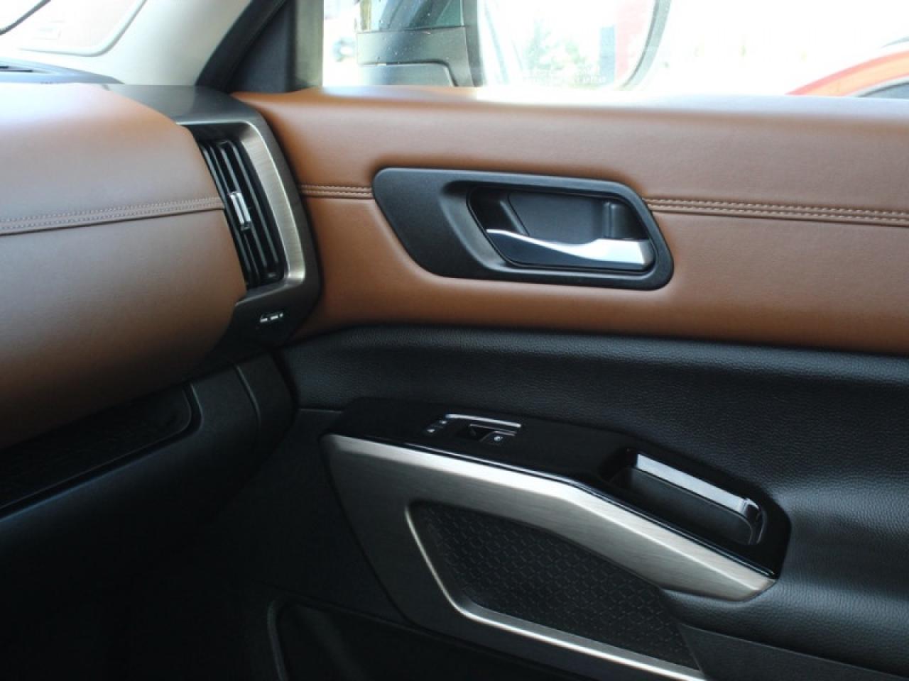 2023 Nissan Pathfinder Platinum  - Cooled Seats Photo