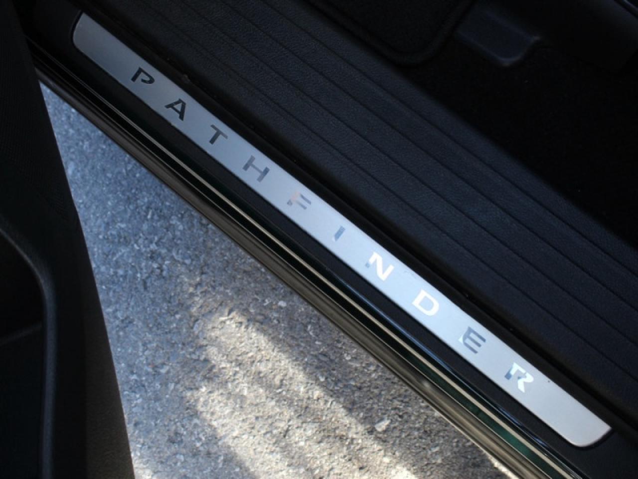 2023 Nissan Pathfinder Platinum  - Cooled Seats Photo