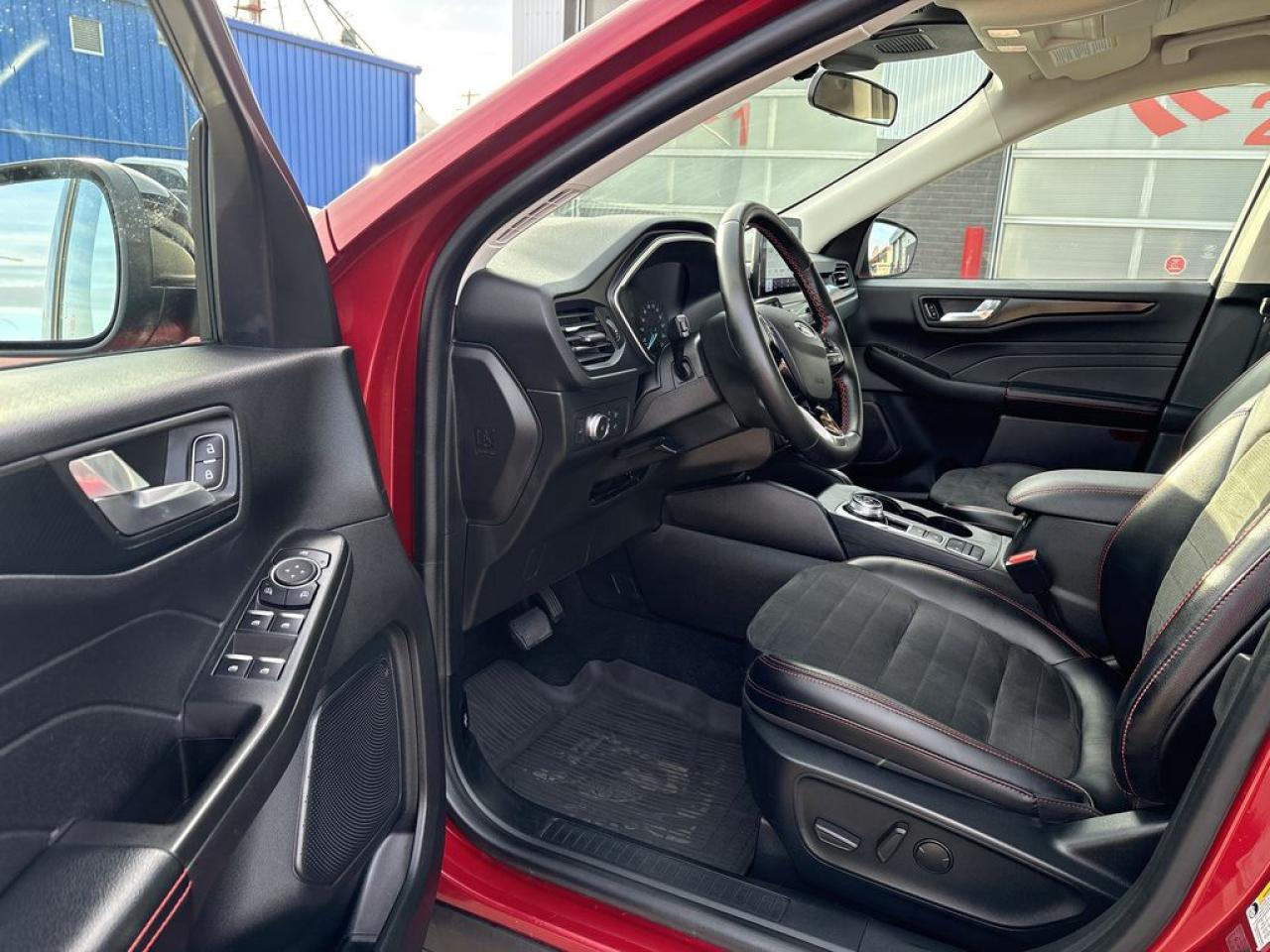 2021 Ford Escape SEL Photo5