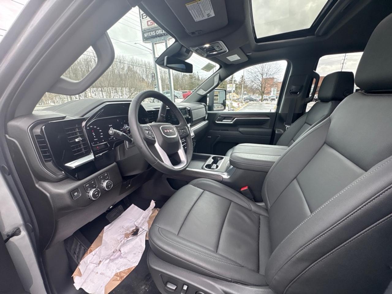 2026 GMC Sierra 2500 HD SLT  - Leather Seats - Sunroof Photo