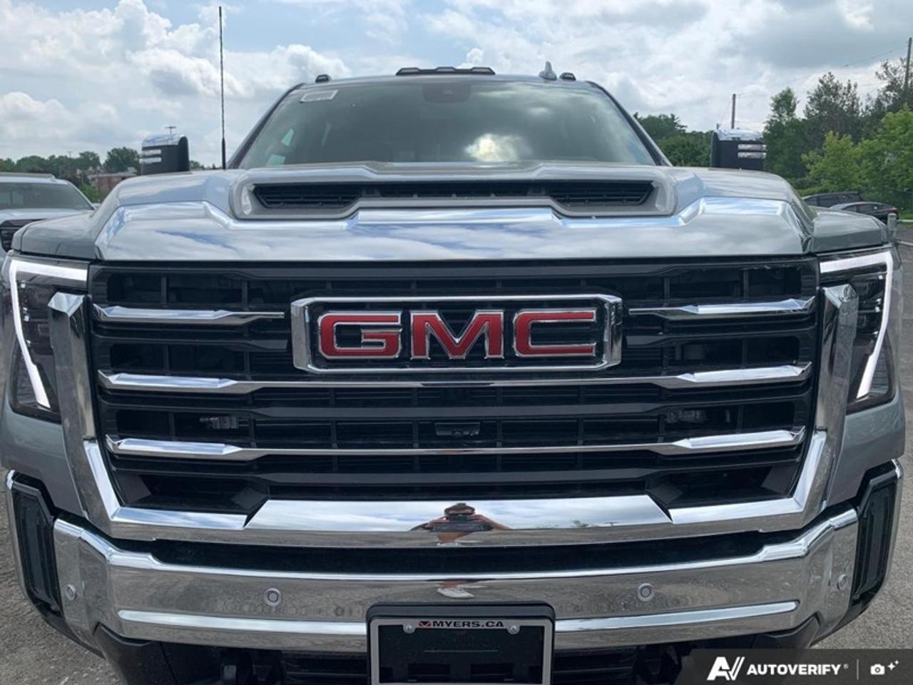 2026 GMC Sierra 2500 HD SLT  - Leather Seats - Sunroof Photo