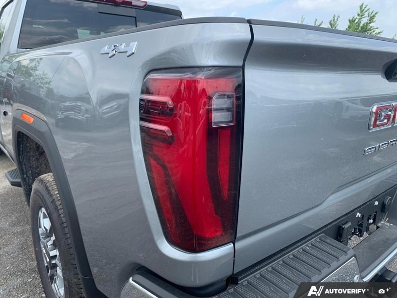 2026 GMC Sierra 2500 HD SLT  - Leather Seats - Sunroof Photo