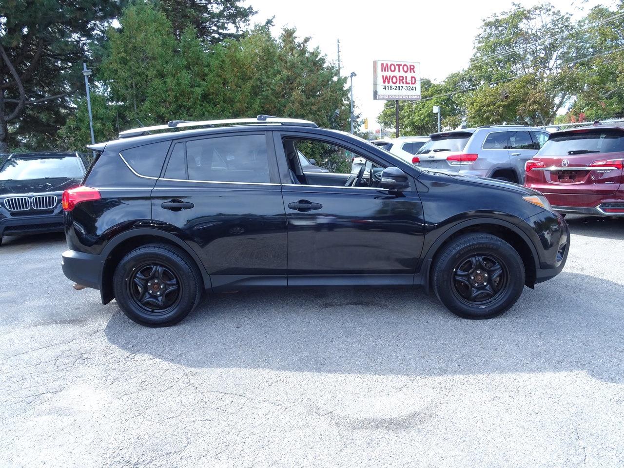 2013 Toyota RAV4 LE - Photo #5